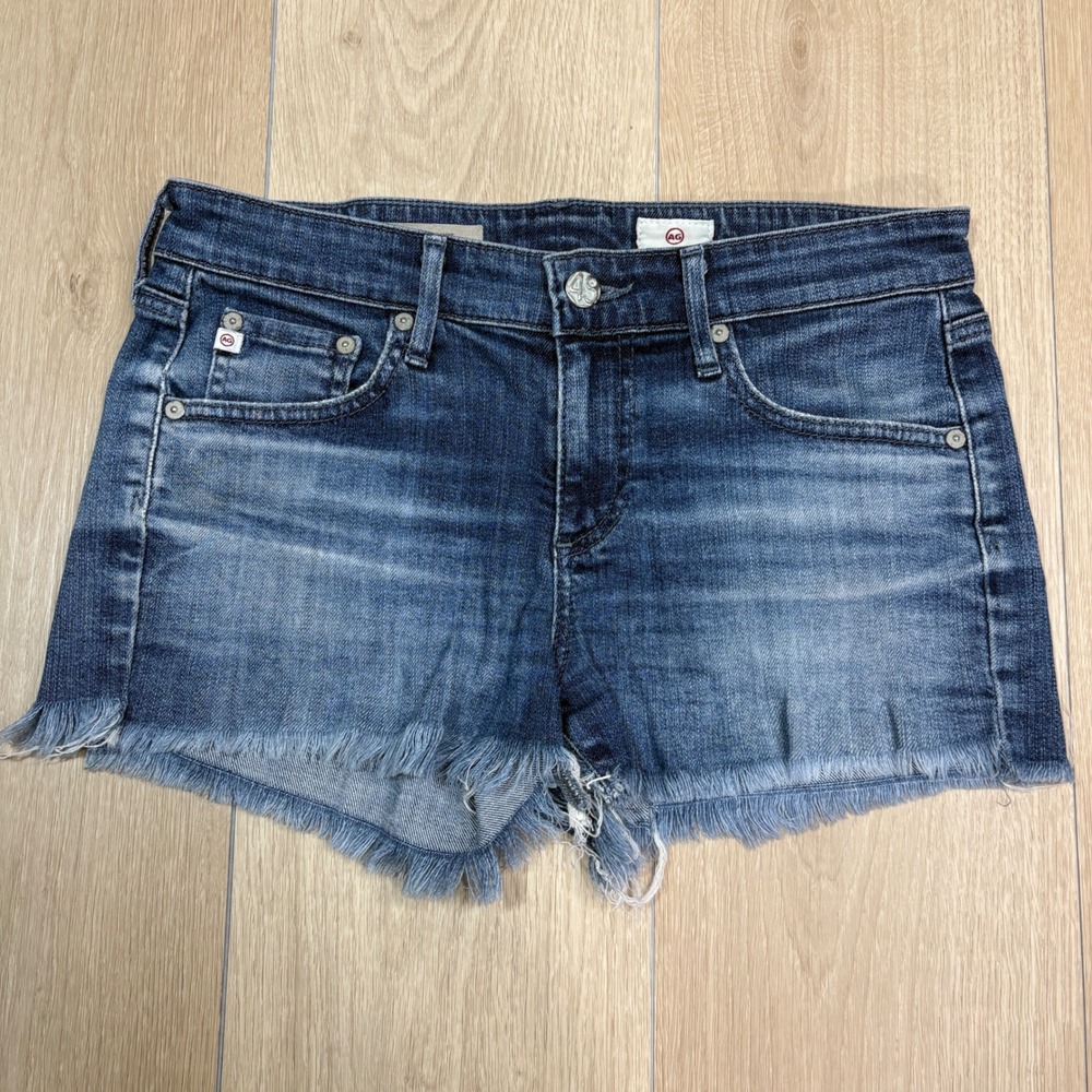 AG Adriano Goldschmied The Bonnie Relaxed Denim Shorts Blue Frayed Hem Size 26
